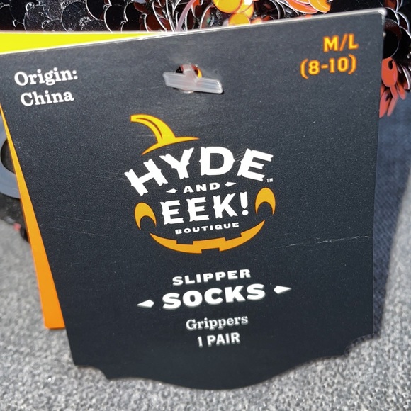 Hyde & EEK! Boutique Pumpkin Flip Sequin Pull-On Slipper Socks with Grippers - Picture 10 of 10